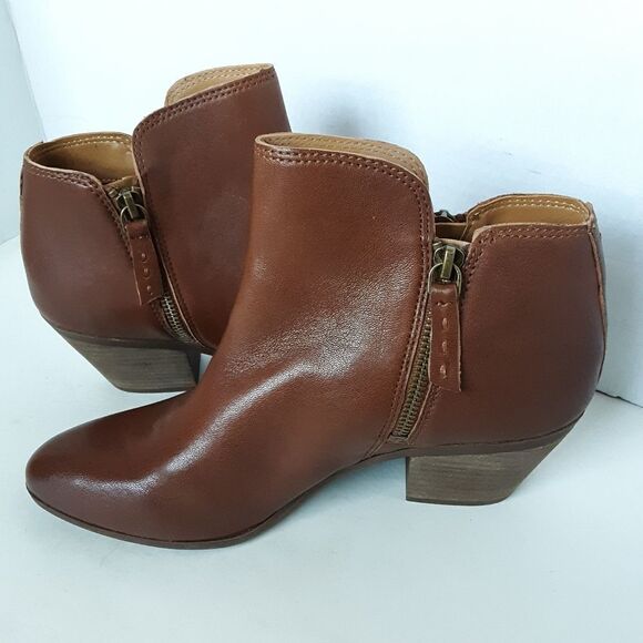 Frye Women’s size 9M Brown Leather Ankle Boot - Picture 4 of 10